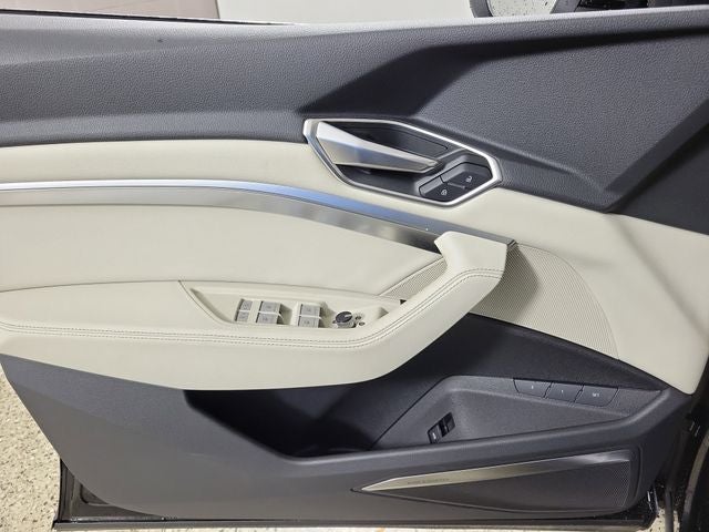 2024 Audi Q8 e-tron Premium Plus quattro