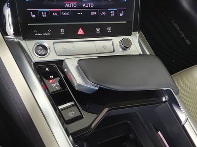 2024 Audi Q8 e-tron Premium Plus quattro