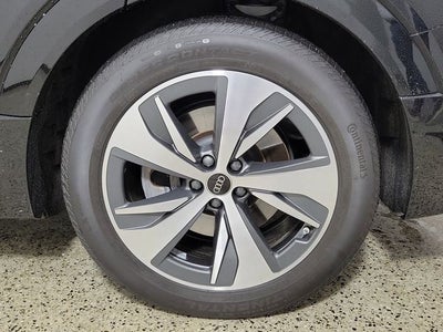 2024 Audi Q8 e-tron Premium Plus quattro