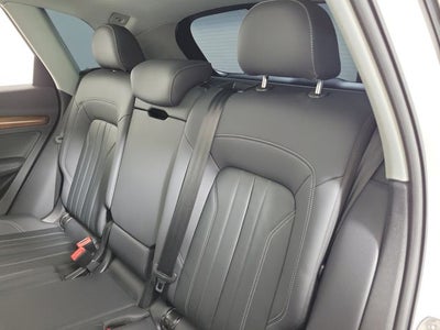 2023 Audi Q5 40 Premium Plus quattro