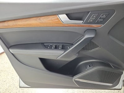 2023 Audi Q5 40 Premium Plus quattro