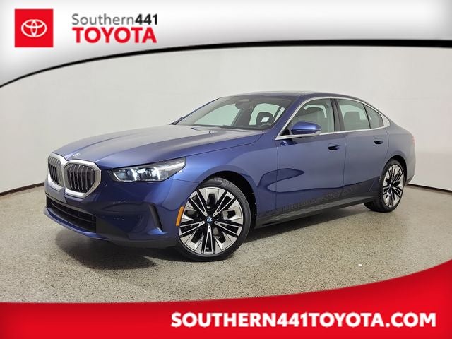 2025 BMW 5 Series 530i