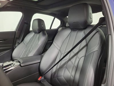 2025 BMW 5 Series 530i