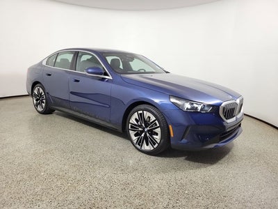 2025 BMW 5 Series 530i