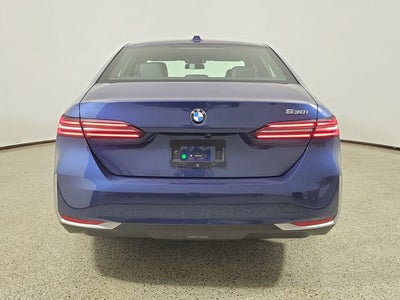 2025 BMW 5 Series 530i
