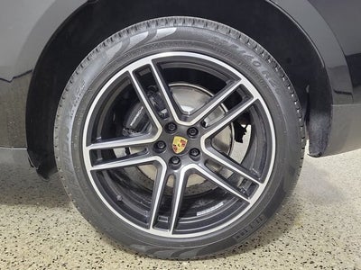 2020 Porsche Macan Base