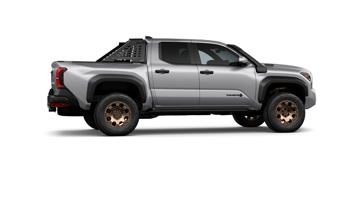 2026 Toyota Tacoma i-FORCE MAX Tacoma Trailhunter