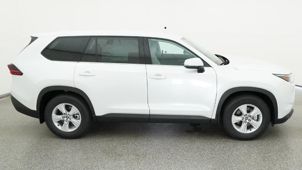 2026 Toyota Grand Highlander LE