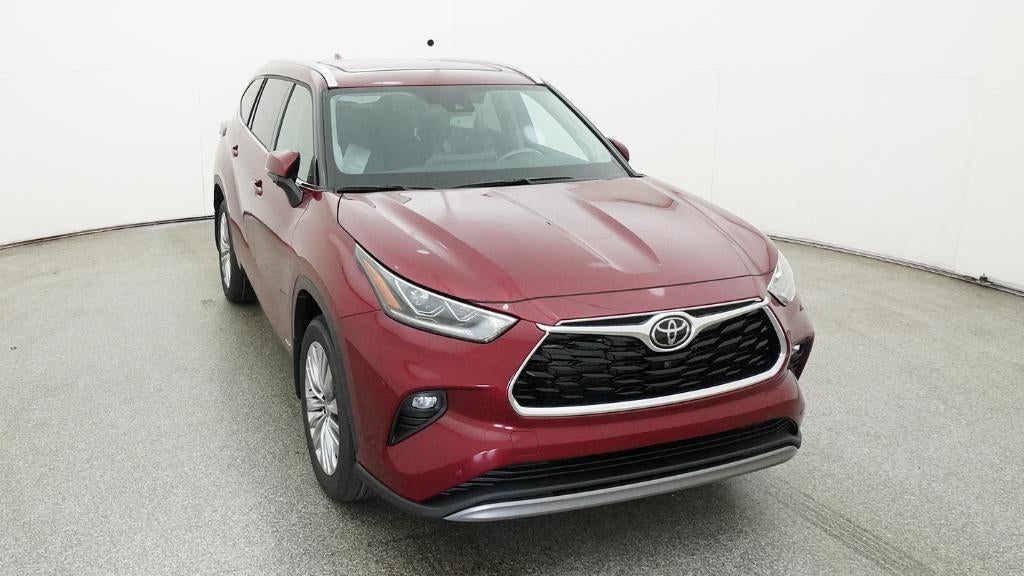 2026 Toyota Highlander Hybrid Platinum