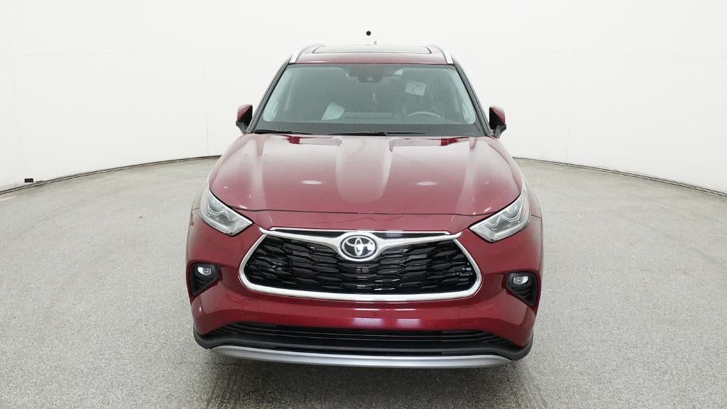 2026 Toyota Highlander Hybrid Platinum