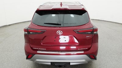 2026 Toyota Highlander Hybrid Platinum