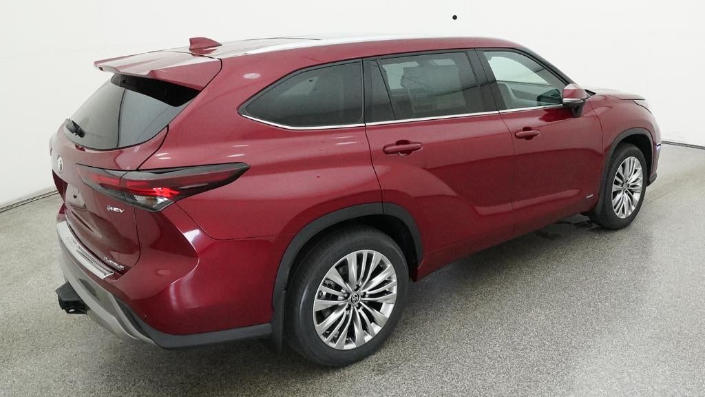 2026 Toyota Highlander Hybrid Platinum