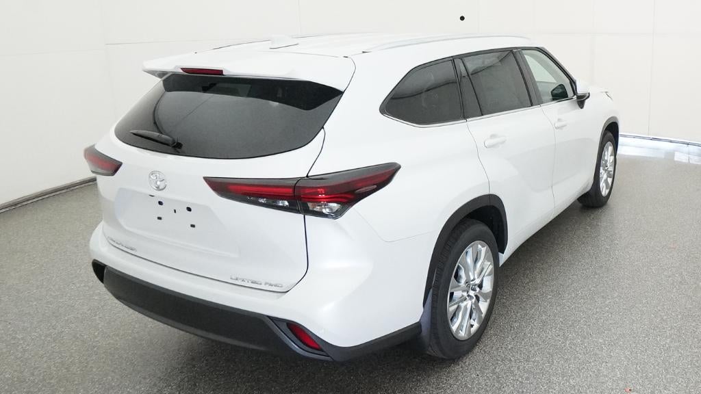 2026 Toyota Highlander Limited