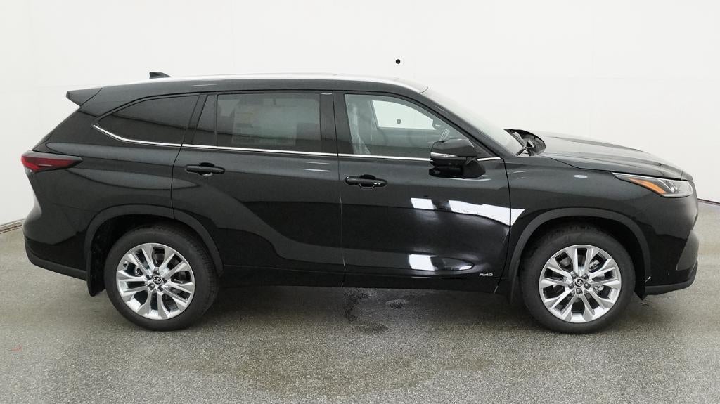 2026 Toyota Highlander Hybrid Limited