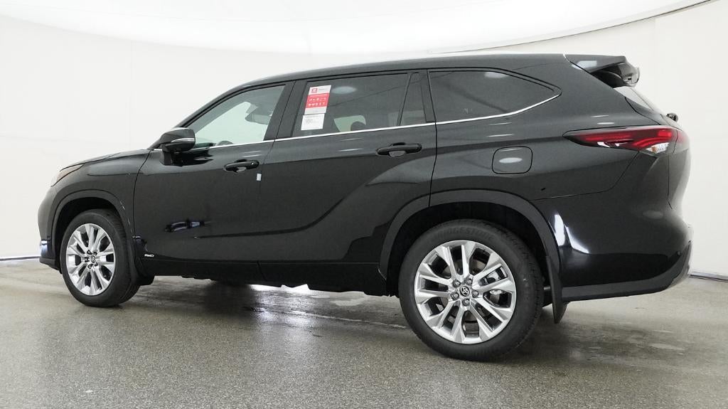 2026 Toyota Highlander Hybrid Limited