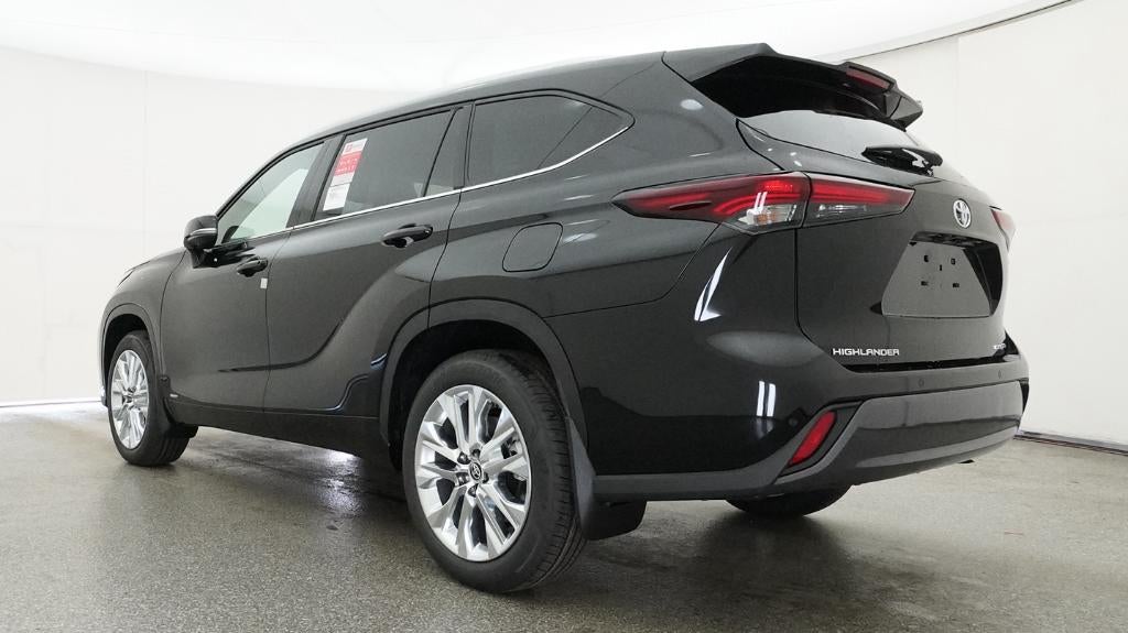 2026 Toyota Highlander Hybrid Limited