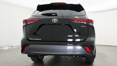 2026 Toyota Highlander Hybrid Limited