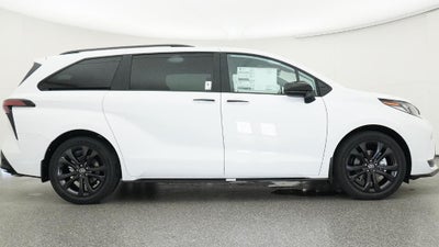 2026 Toyota Sienna XSE