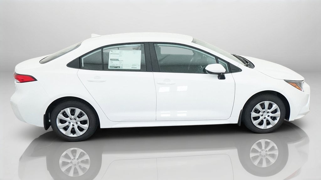 2027 Toyota Corolla LE