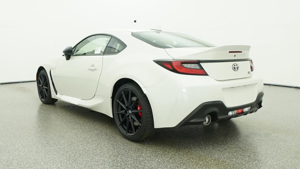 2026 Toyota GR86 Premium MT