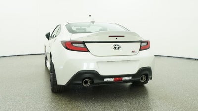 2026 Toyota GR86 Premium MT
