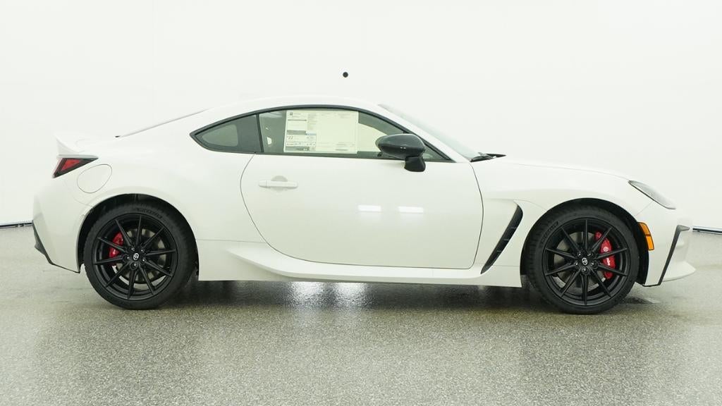 2026 Toyota GR86 Premium MT