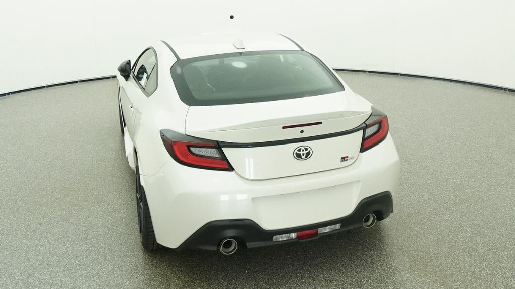 2026 Toyota GR86 Premium MT