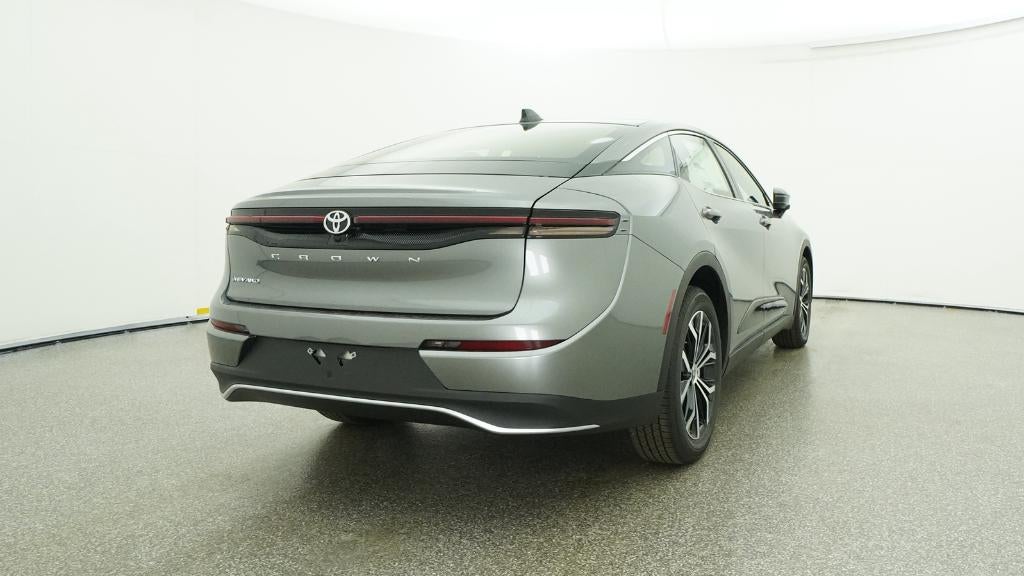 2026 Toyota Toyota Crown XLE