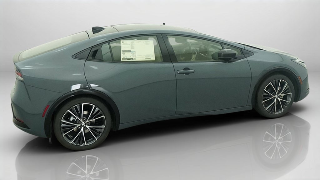 2027 Toyota Prius XLE
