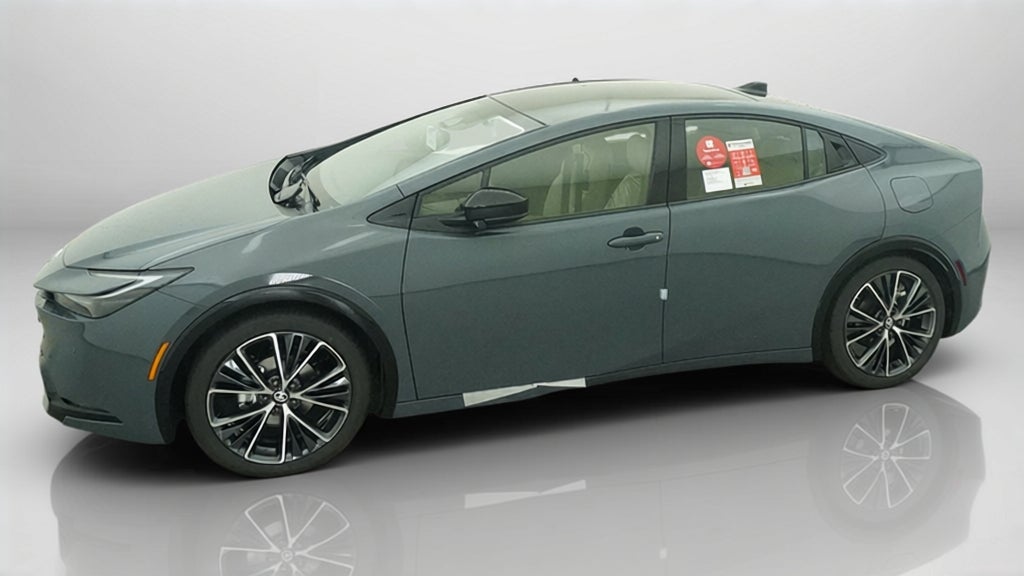 2027 Toyota Prius XLE
