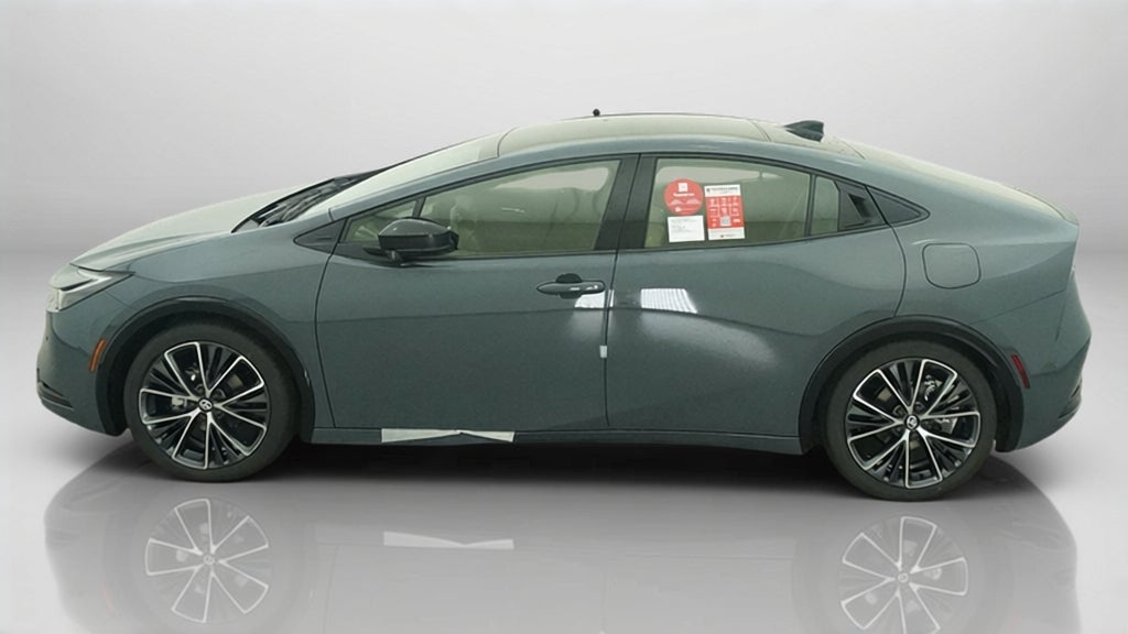 2027 Toyota Prius XLE