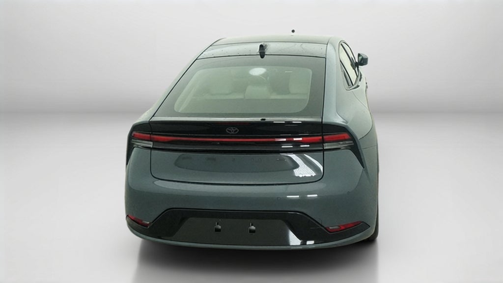 2027 Toyota Prius XLE