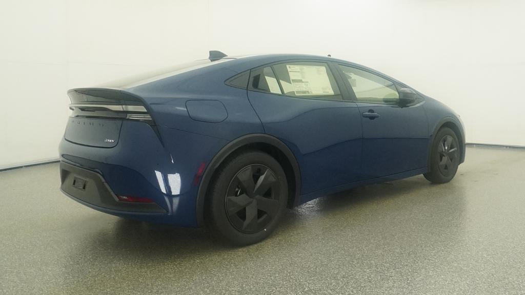 2027 Toyota Prius Plug-in Hybrid SE