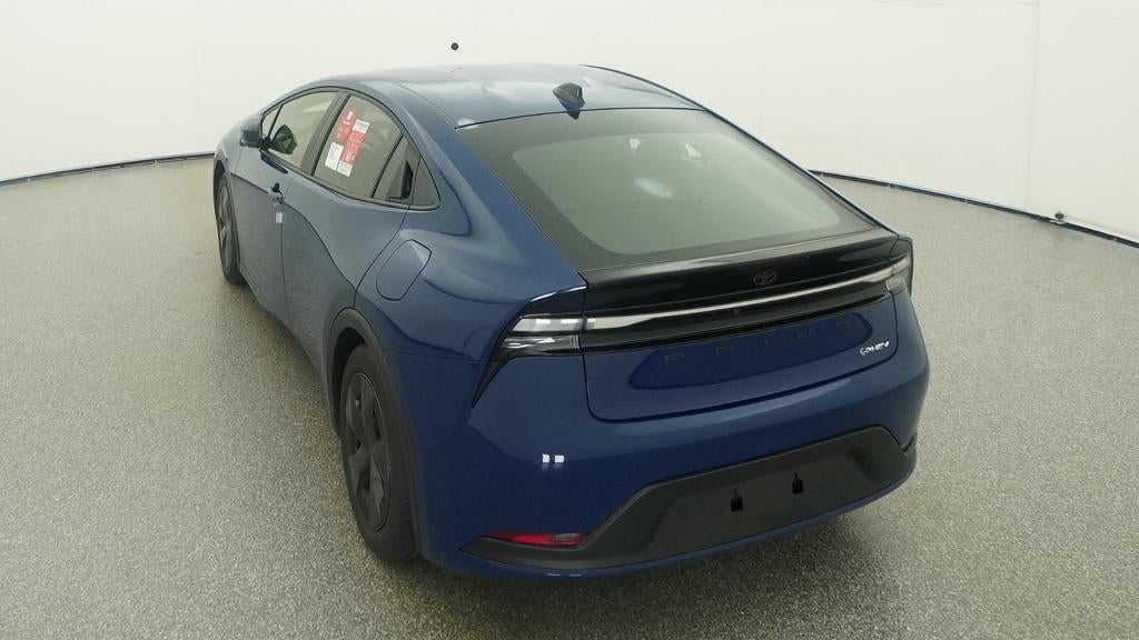 2027 Toyota Prius Plug-in Hybrid SE
