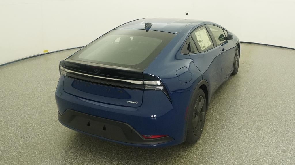 2027 Toyota Prius Plug-in Hybrid SE