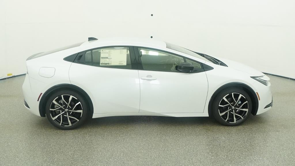 2027 Toyota Prius Plug-in Hybrid XSE