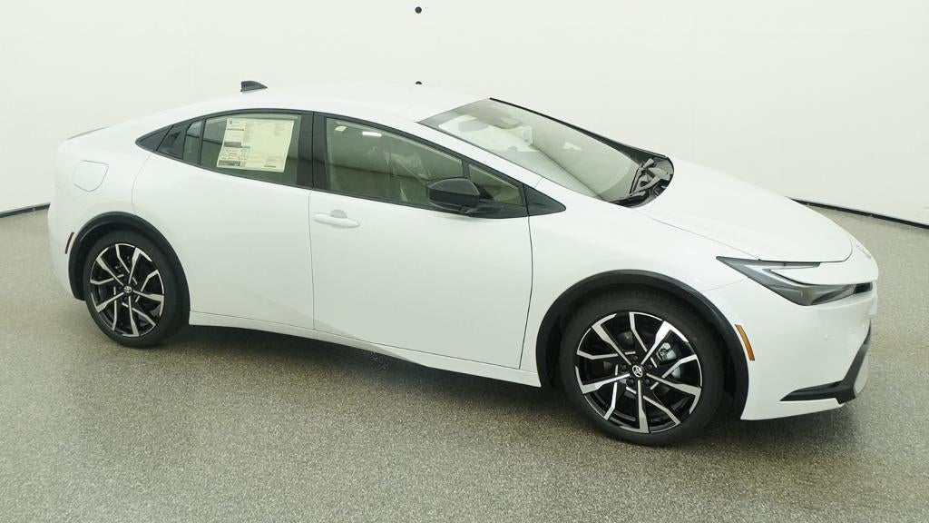 2027 Toyota Prius Plug-in Hybrid XSE