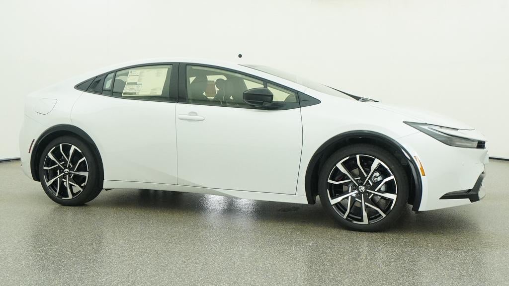 2027 Toyota Prius Plug-in Hybrid XSE