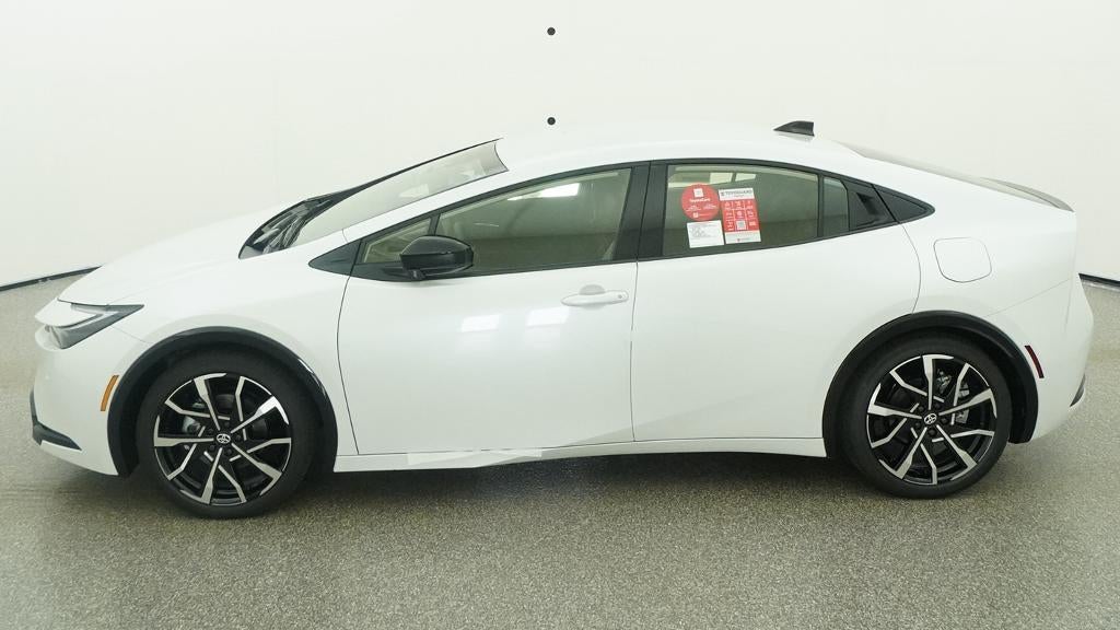 2027 Toyota Prius Plug-in Hybrid XSE