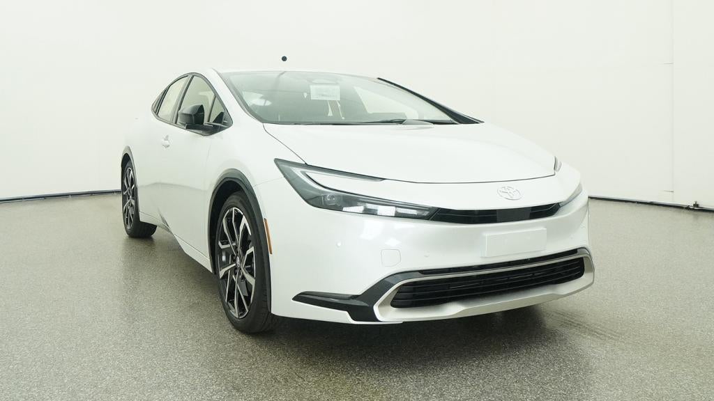 2027 Toyota Prius Plug-in Hybrid XSE