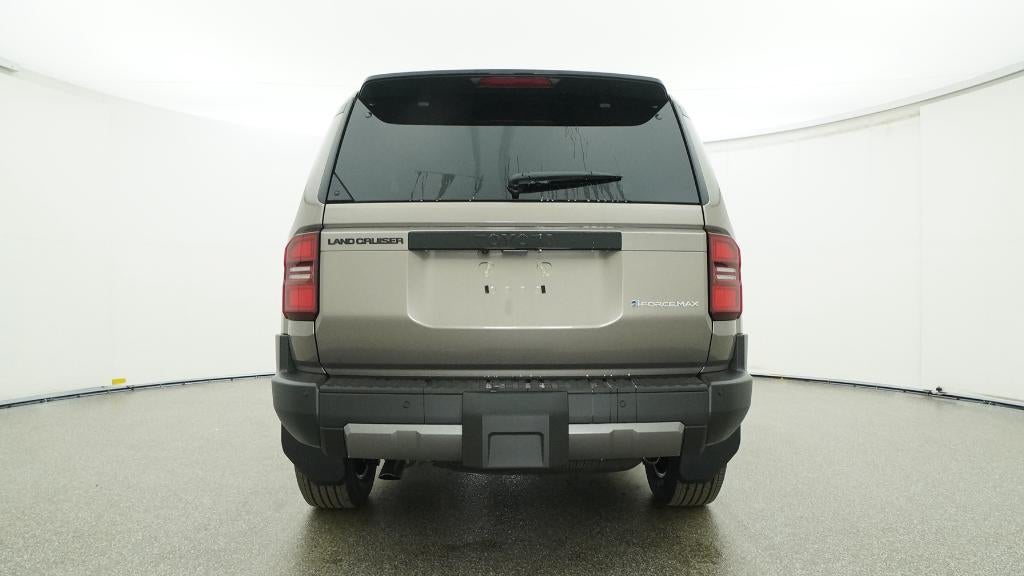 2026 Toyota Land Cruiser 4WD (Natl)