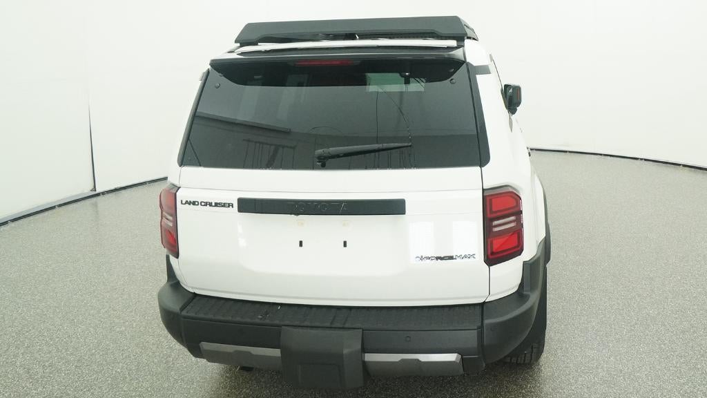 2026 Toyota Land Cruiser 4WD (Natl)