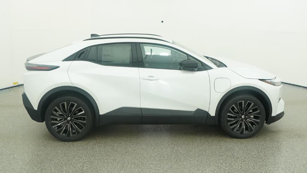2026 Toyota C-HR XSE
