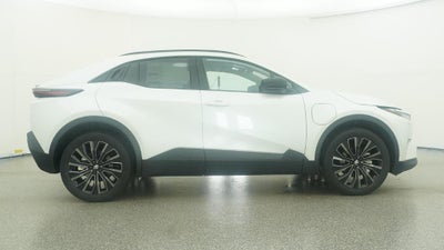 2026 Toyota C-HR XSE