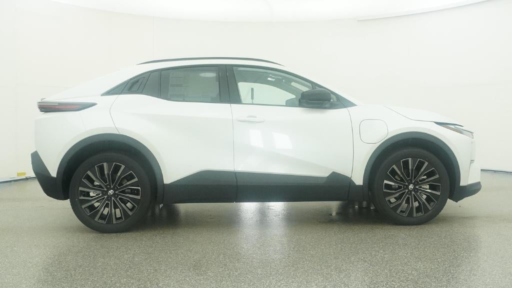 2026 Toyota C-HR XSE