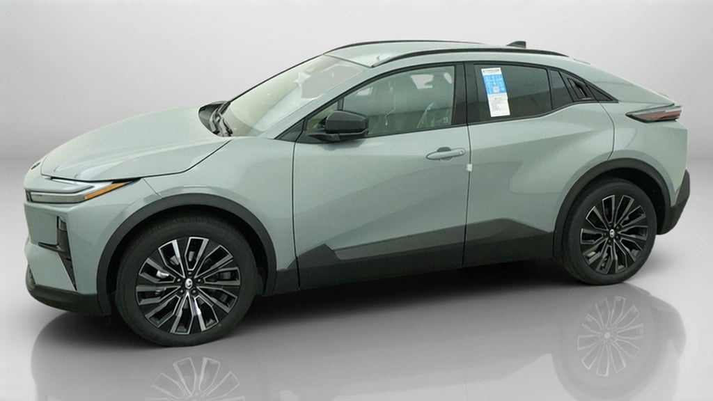 2026 Toyota C-HR XSE