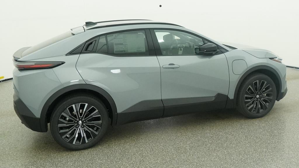 2026 Toyota C-HR XSE