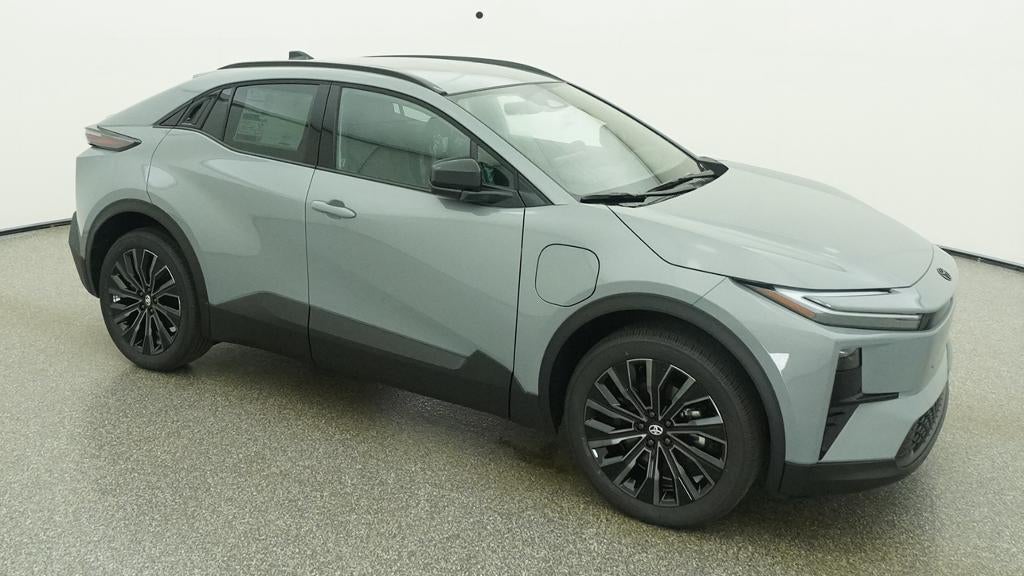 2026 Toyota C-HR XSE