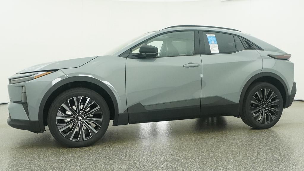 2026 Toyota C-HR XSE