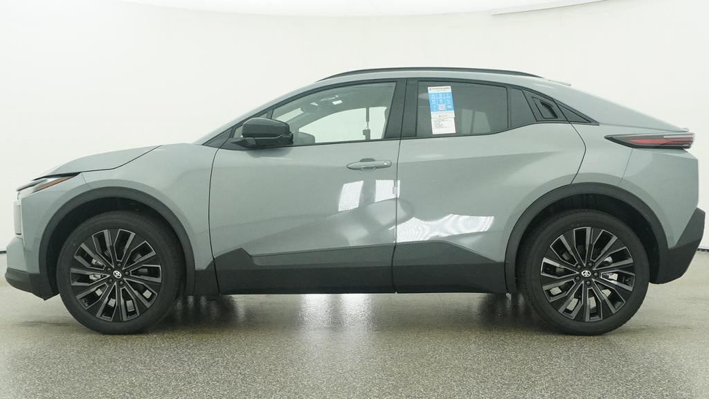 2026 Toyota C-HR XSE
